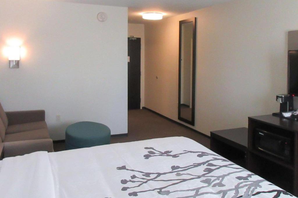 Sleep Inn & Suites Chiloquin-Crater Lake Junction Екстер'єр фото